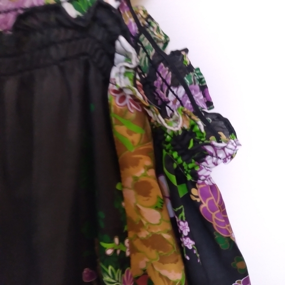 Arden B Oversized Floral Satin Off the Shoulder Quarter Sleeve Blouse Size xs - Picture 8 of 10